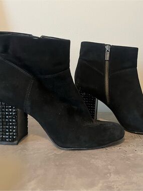 MICHAEL KORS ARABELLA JEWELED HEEL ANKLE BOOTS